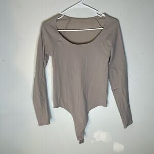 Gray Stretchy Scoop Neck Long Sleeve Thong Bodysuit Size S/M
